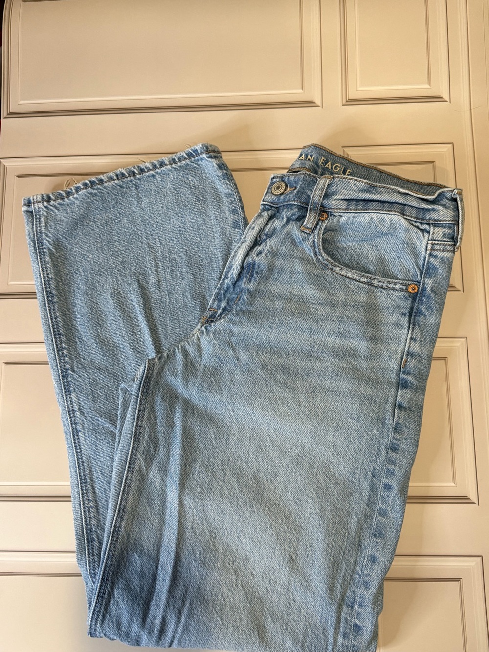 American Eagle Outfitters Light Blue Relaxed women's Jeans